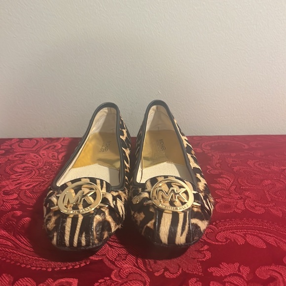 Leopard Michael Kors Flats - Picture 3 of 6